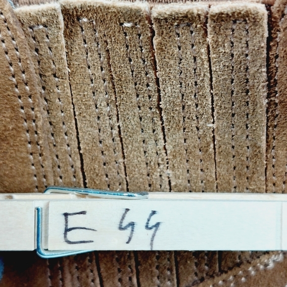 Dolce Vita Brown Suede Leather Pull On Side Elastic Block Heel Ankle Booties E44 - Picture 12 of 12